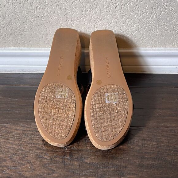 MICHELLE D BLACK WEDGE SANDAL SIZE 10 - Picture 8 of 8